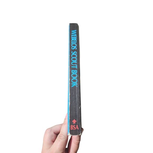 Vintage 1988 Webelos Scout Book Paperback Boy Scouts of America BSA Americana - Picture 3 of 6